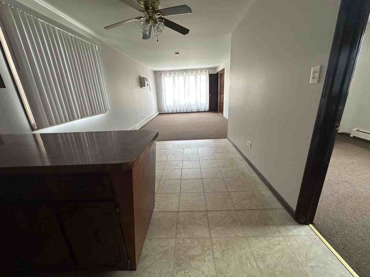 6155 S Archer Ave - Photo 6 of 35