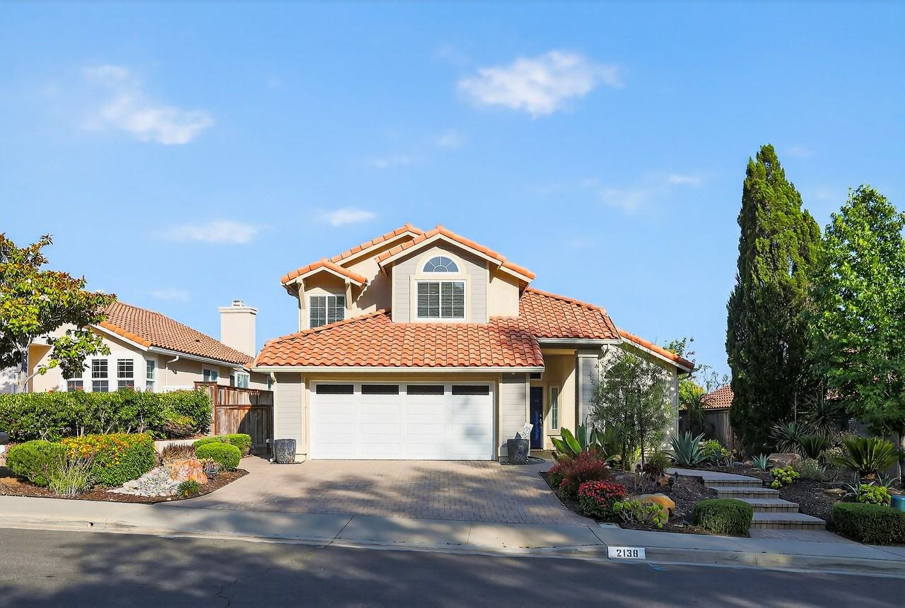 2138 Singingwood Pl - Photo 3 of 45