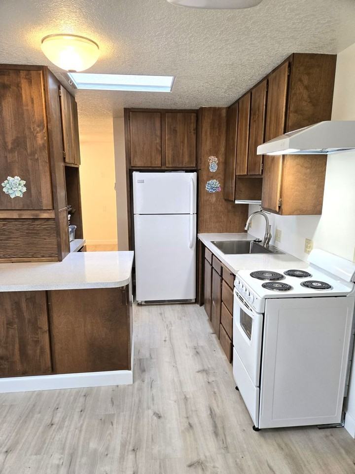 4935 Se Mintone Dr - Photo 2 of 16