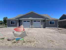 featured image of 1150 Maroon Dr