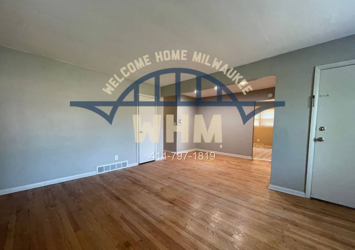 4054 N 68th St - Photo 2 of 10