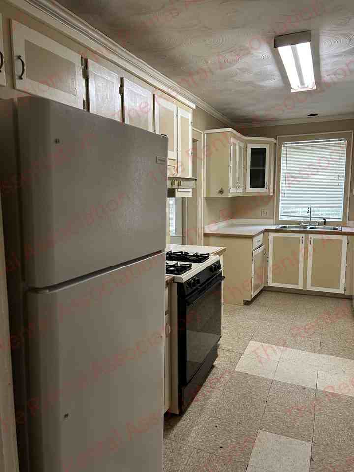 2943 Highway #15054863 - Photo 7 of 18