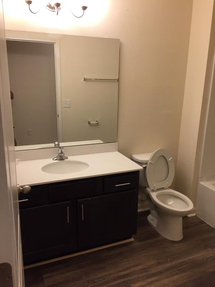 4958 Key Lime Dr #206 - Photo 6 of 21