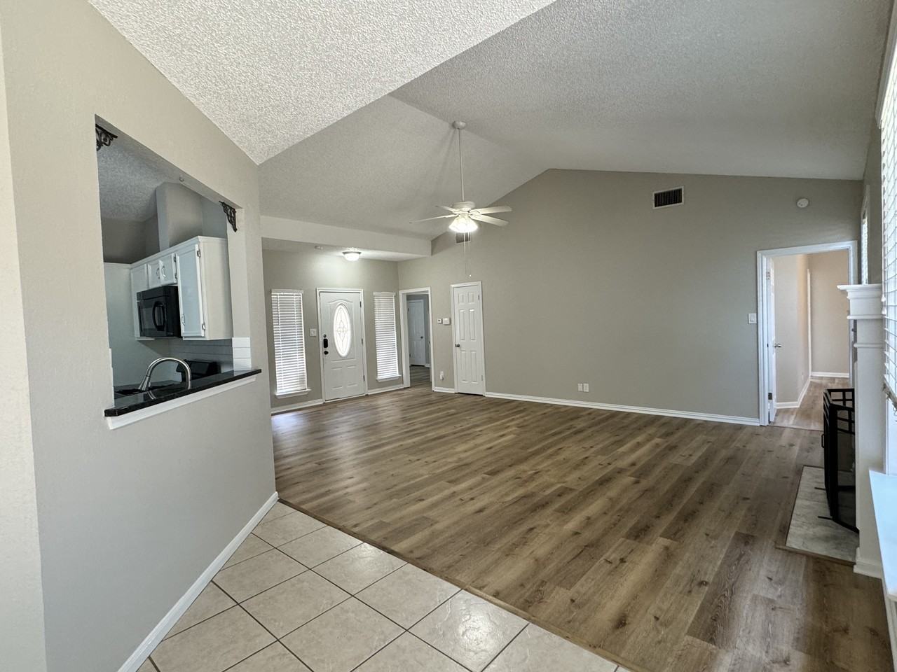 401 Ridgewood Dr - Photo 7 of 26