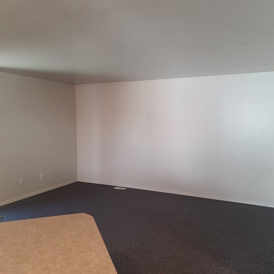 214 Quinella St #A - Photo 3 of 25