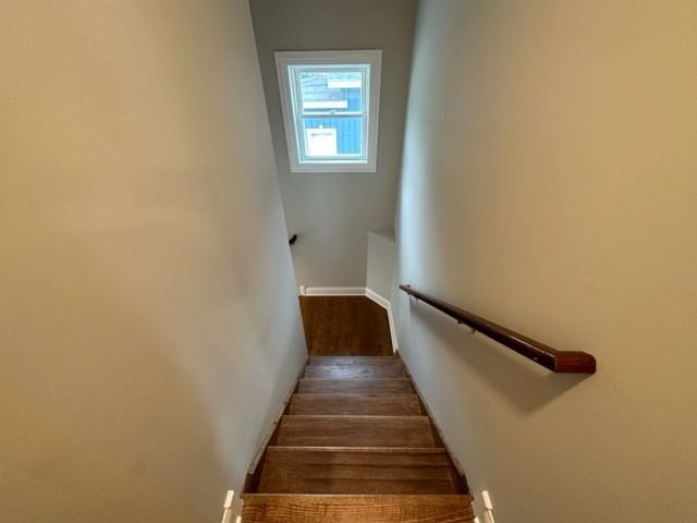 802 Cedar St #B - Photo 3 of 28