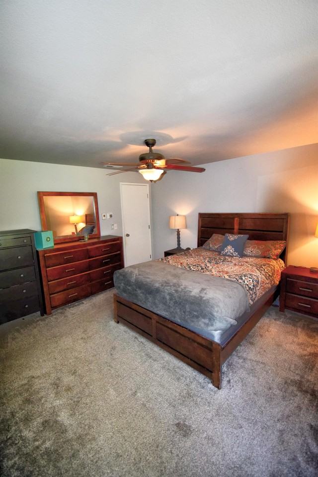 7643 Kittiwake Dr Se - Photo 2 of 27