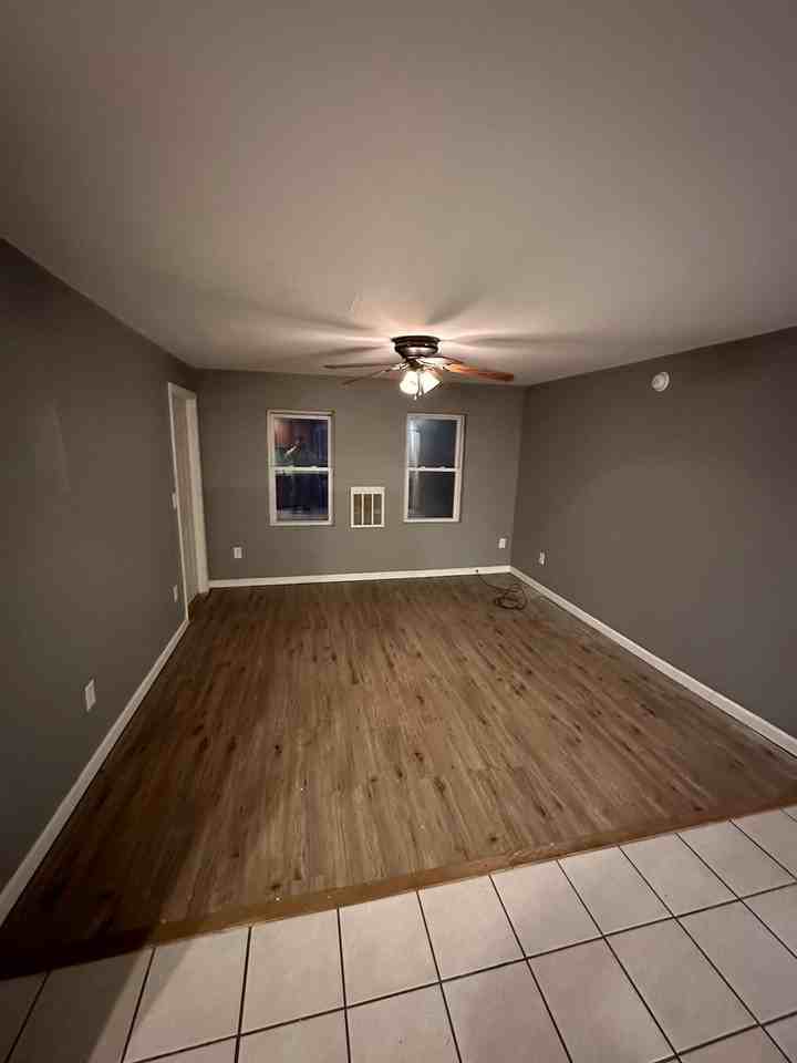 245 Flint Ave - Photo 3 of 14