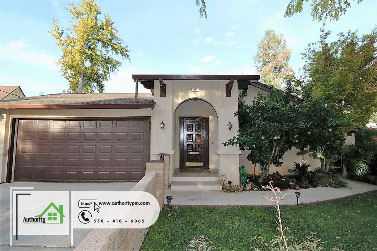 875 Lakeview Dr - Photo 4 of 36