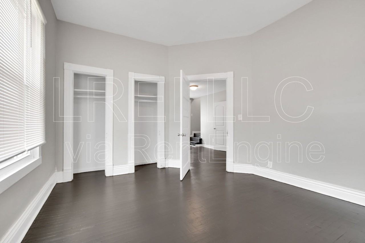 3932 Rankin St - Photo 3 of 15