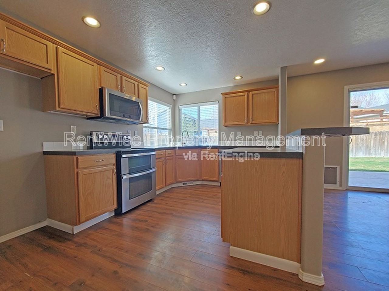 8260 W Dulcimer St - Photo 6 of 21
