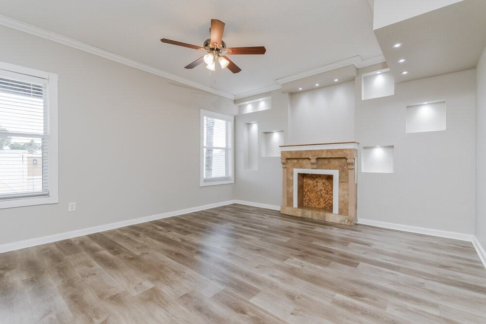 477 Acacia Tree Way - Photo 3 of 16