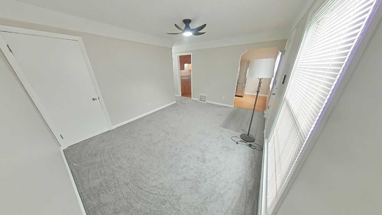 23151 Brittany Ave - Photo 2 of 9