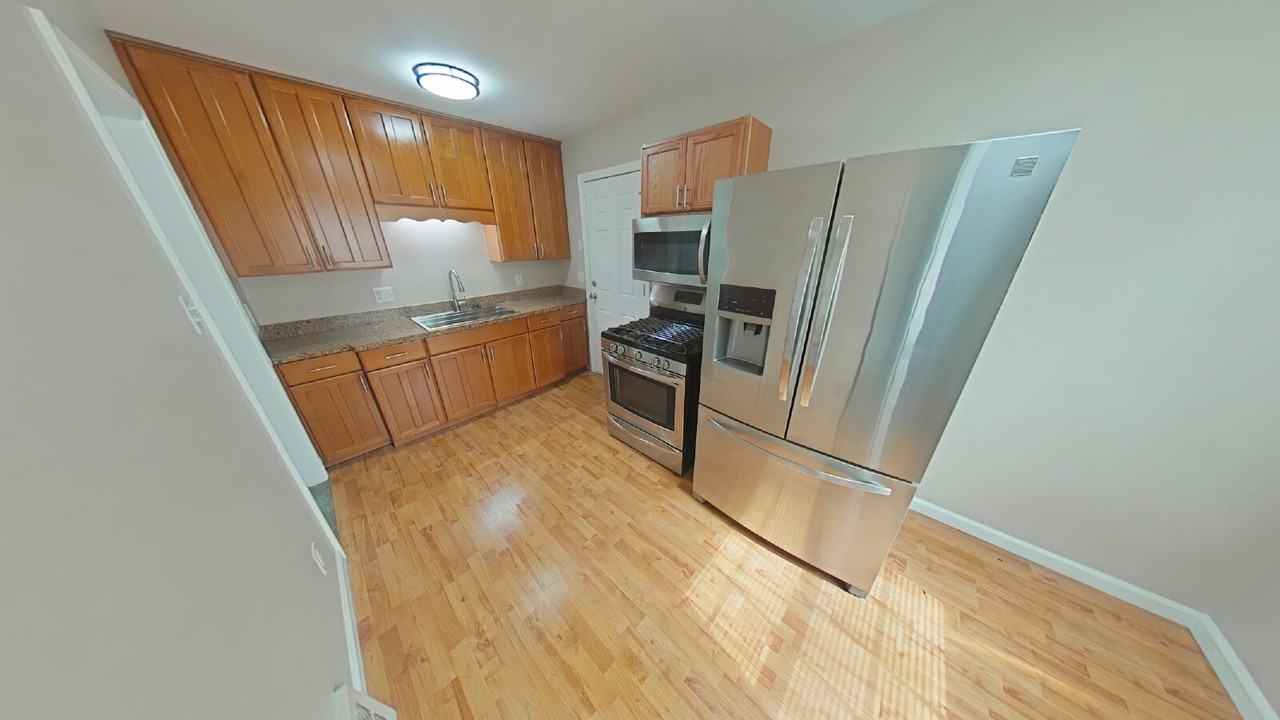 23151 Brittany Ave - Photo 3 of 9