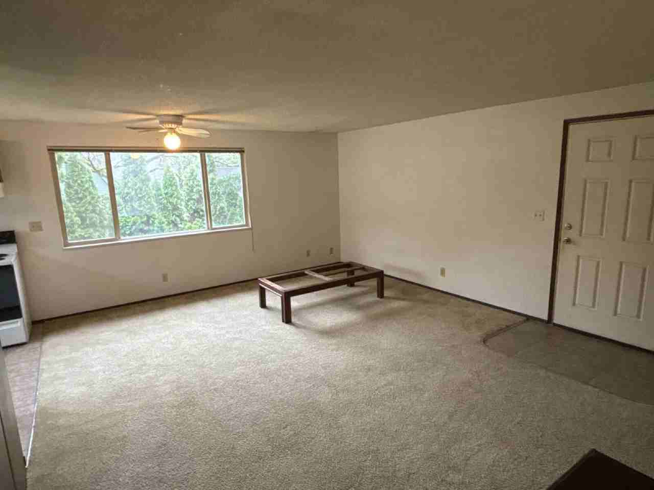 1923 Garden Ave Apt 4 - Photo 2 of 12