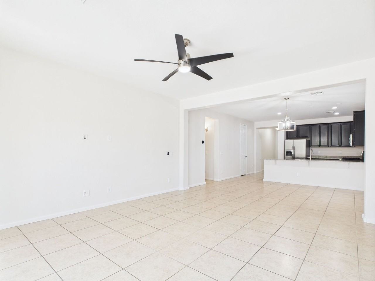 10511 E Corbin Ave - Photo 6 of 20