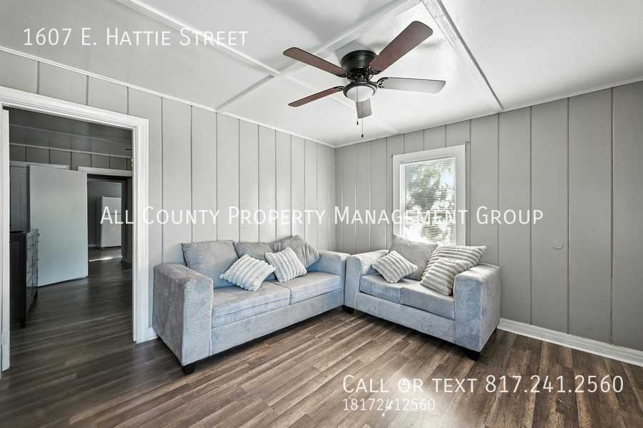 1607 E Hattie St - Photo 3 of 7