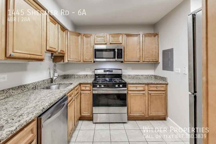 1445 Shermer Rd #6A - Photo 5 of 15