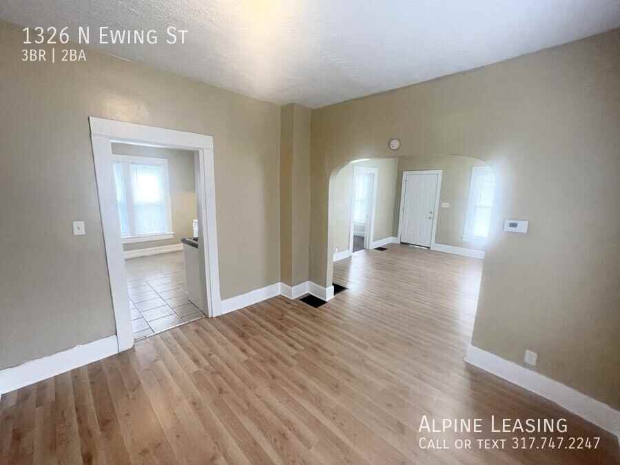 1326 N Ewing St - Photo 4 of 8