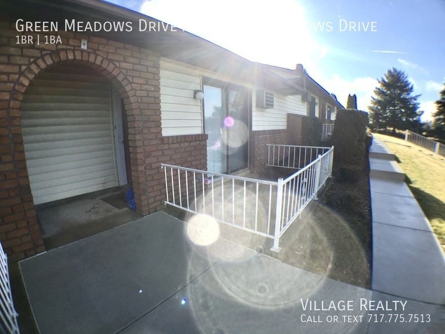 Green Meadows Drive & & Green Meadows Drive #532 - Photo 2 of 21