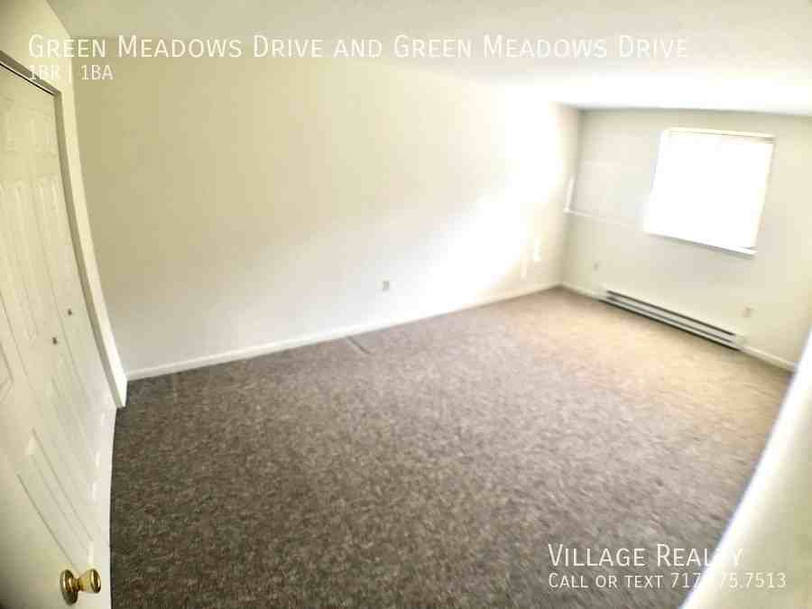 Green Meadows Drive & & Green Meadows Drive #532 - Photo 3 of 21