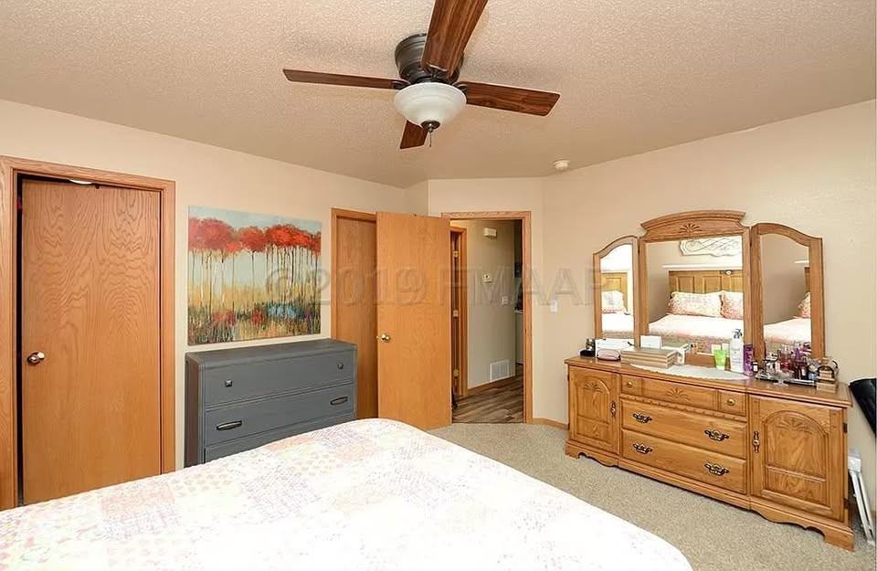 2565 Amber Valley Ct S #NA - Photo 6 of 16