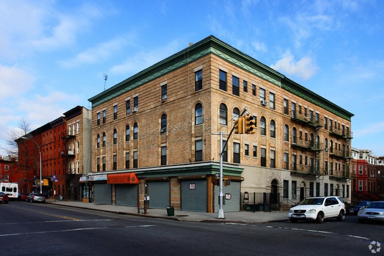 795 Putnam Ave #COMM - Photo 2 of 2