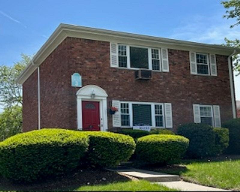 15B Atherton Ct #2 - Photo 2 of 11