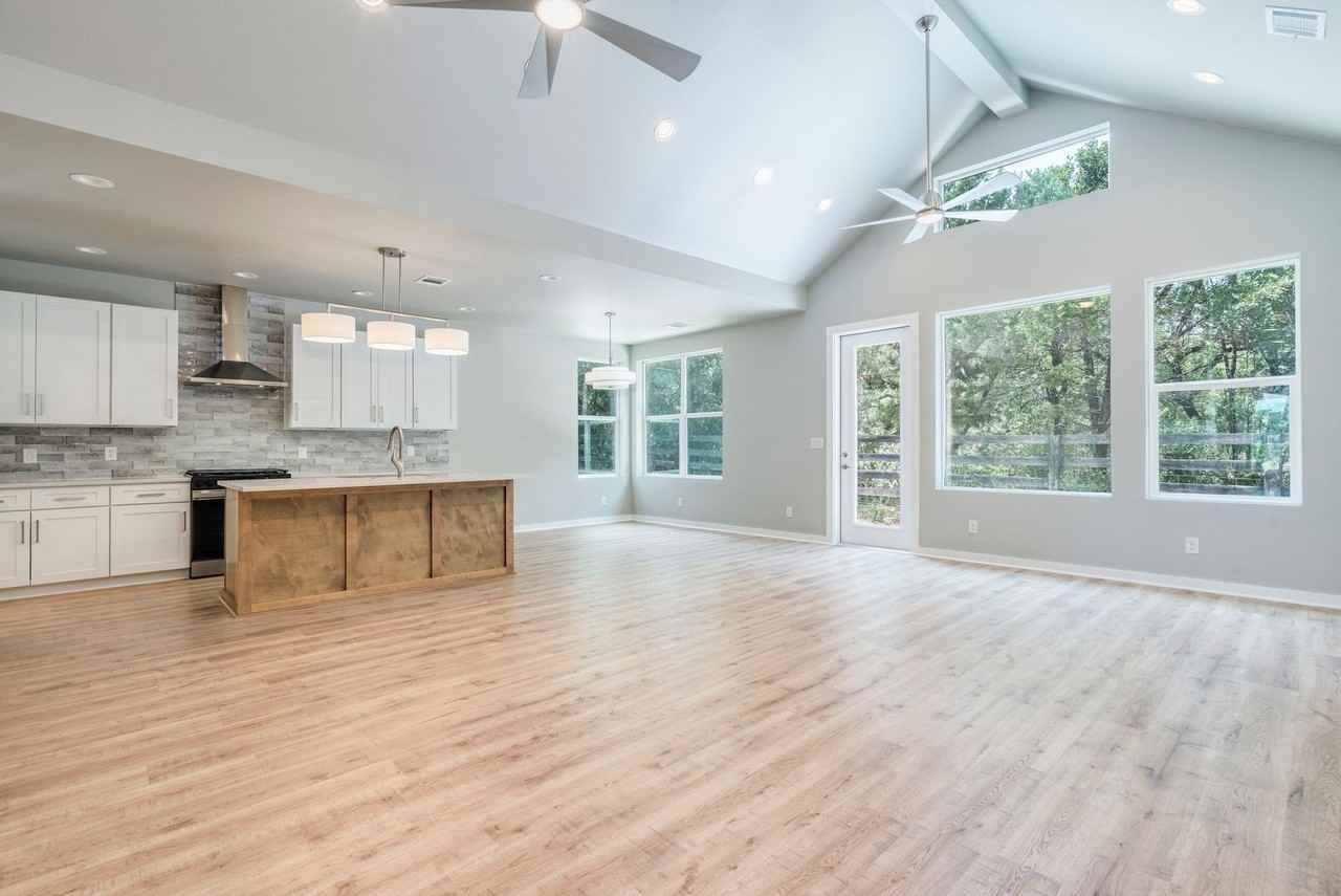 2308 Kellie Brooke Rd - Photo 2 of 28