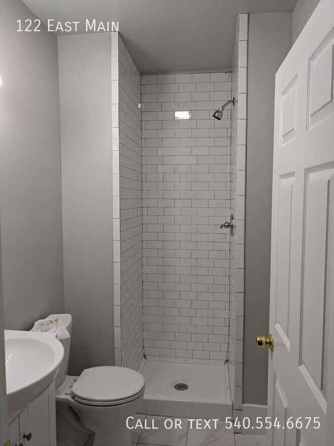 122 E Main St - Photo 3 of 7