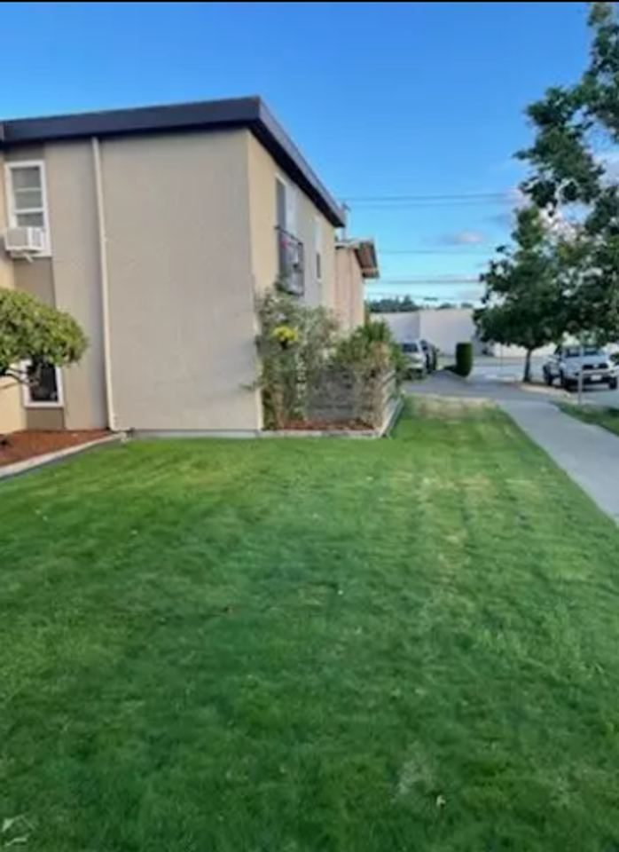 Duchess Apartments - Photo 4 of 4