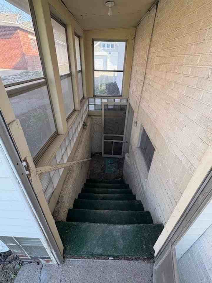 3309 University Ave - Photo 2 of 14