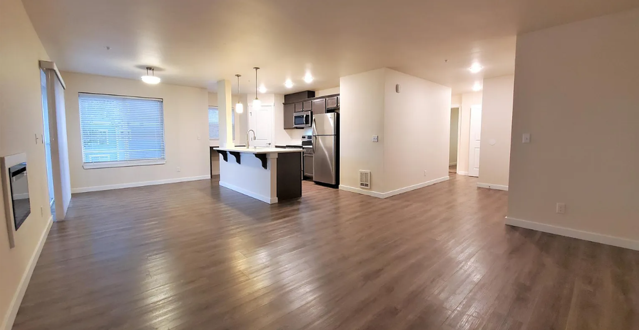 Multani Apartments - Photo 2 of 31