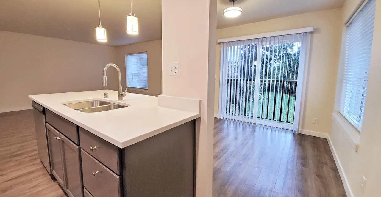 Multani Apartments - Photo 3 of 31