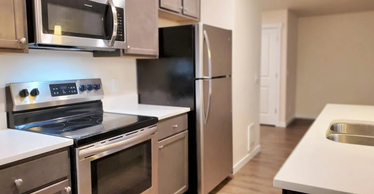 Multani Apartments - Photo 6 of 31