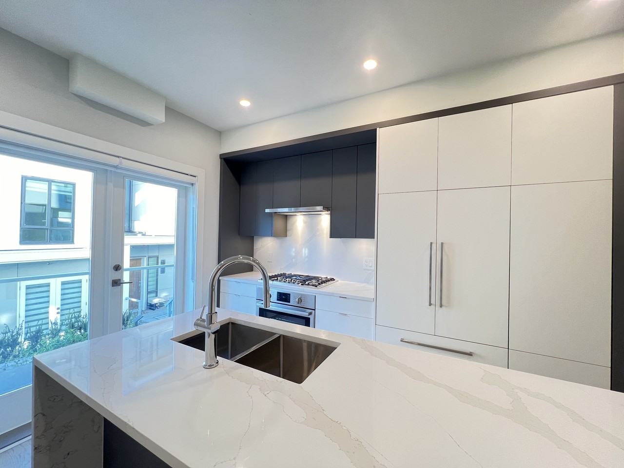 7600 Granville Street - Photo 2 of 25