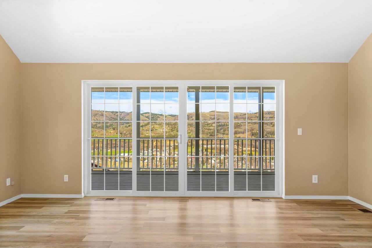 829 Crest - Photo 5 of 13
