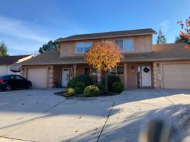 featured image of 1045 1045/1047 Monterra Lane