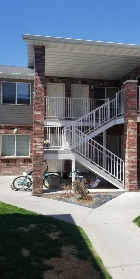 264 N 3rd E #202 - Photo 4 of 14
