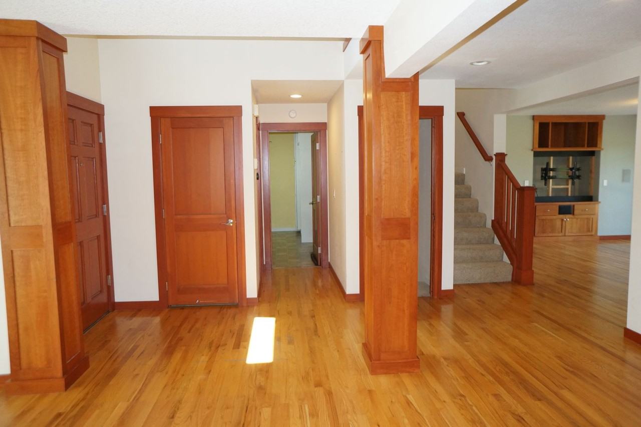 7491 Sw Saint John Pl - Photo 2 of 48