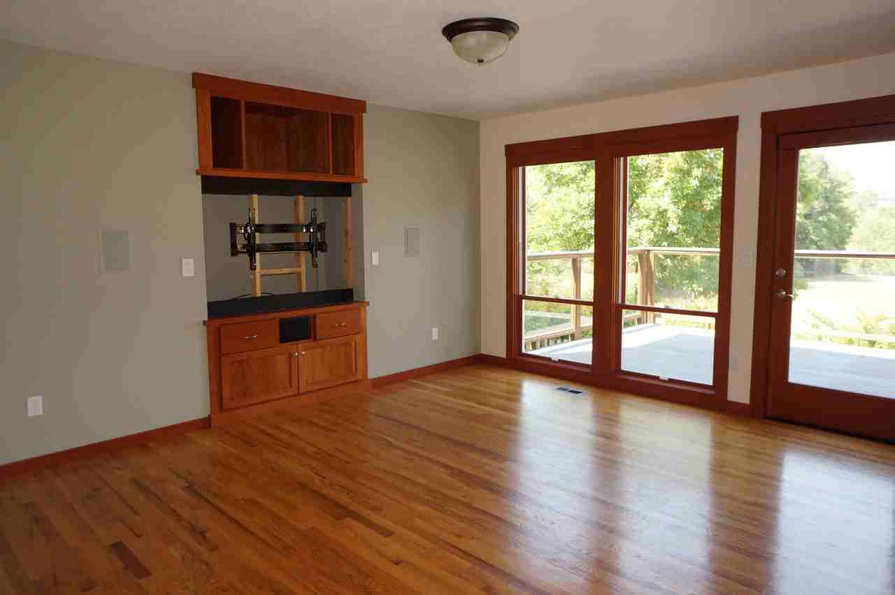 7491 Sw Saint John Pl - Photo 3 of 48