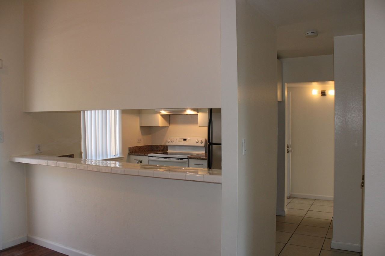 182 Kathy Ellen Dr - Photo 4 of 25
