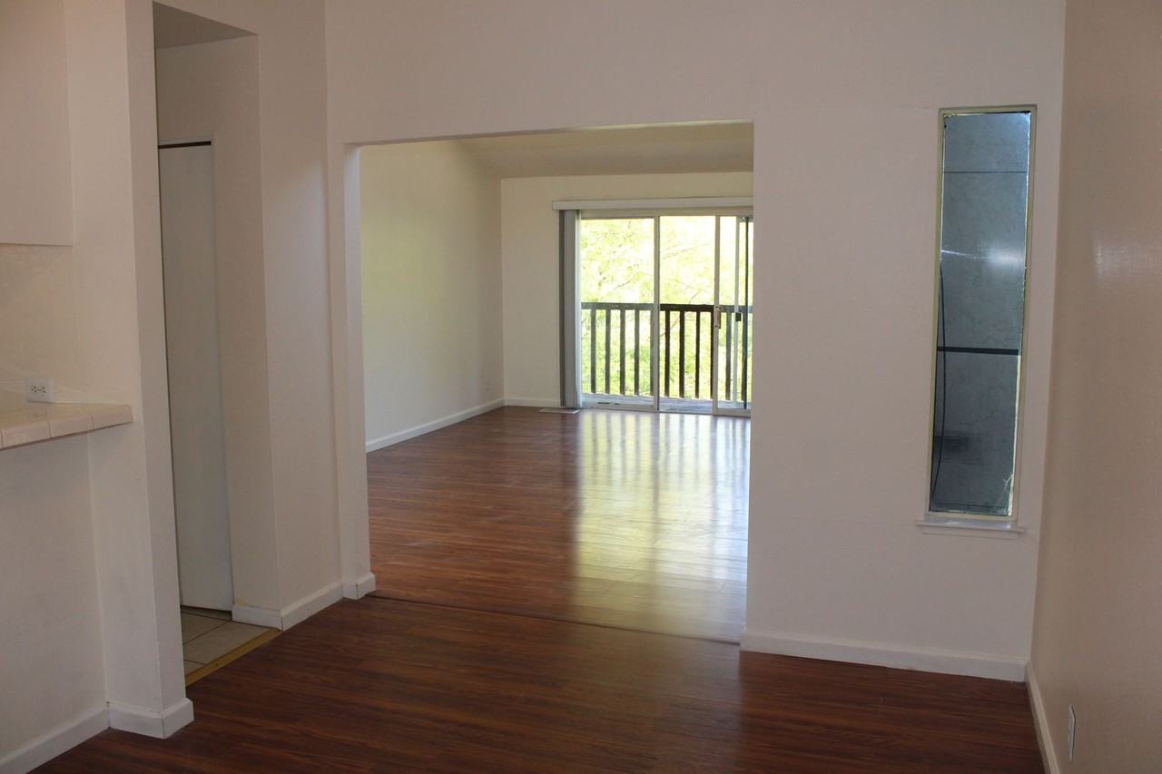 182 Kathy Ellen Dr - Photo 7 of 25