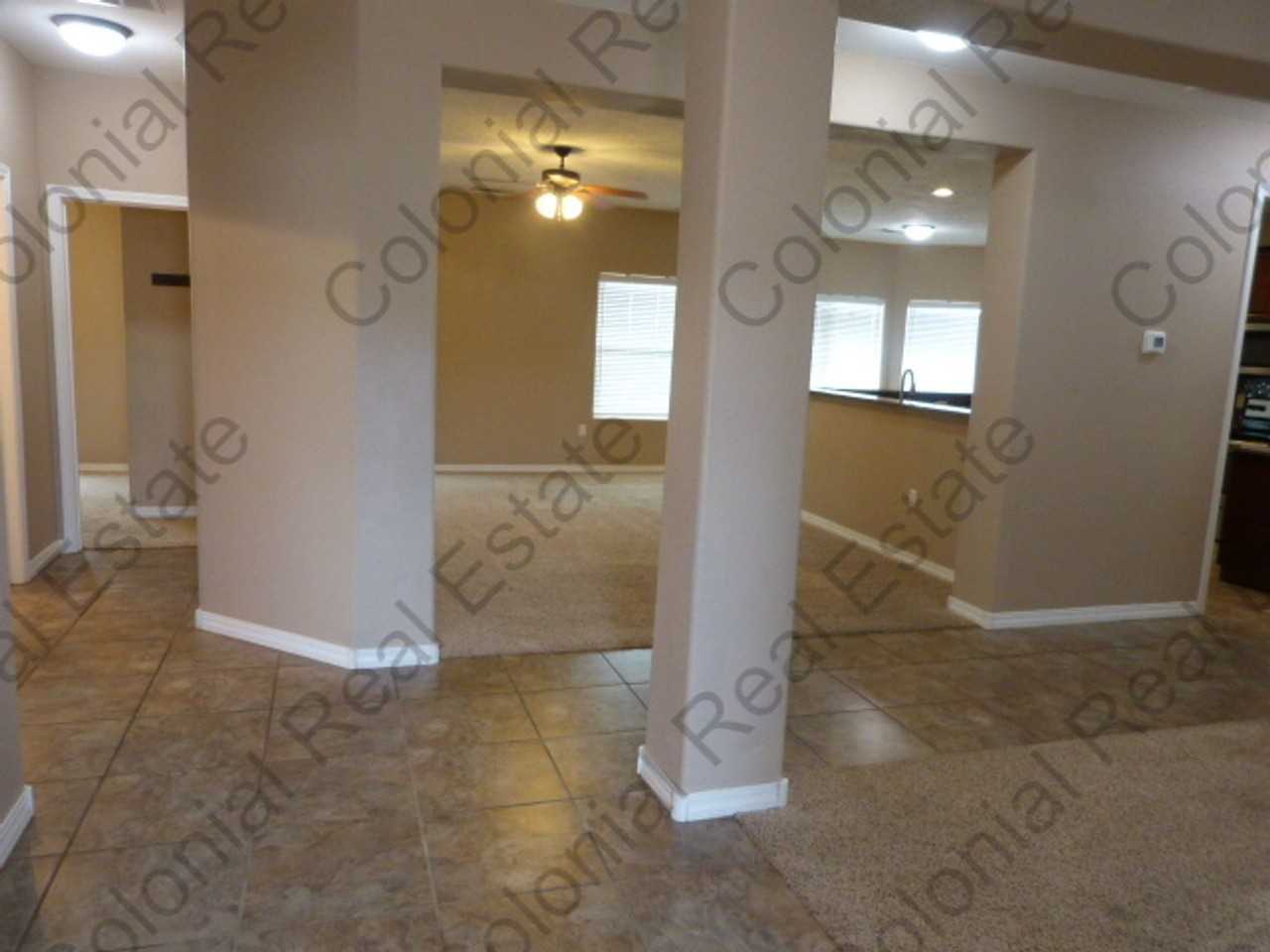 1801 College Park Dr - Photo 3 of 31