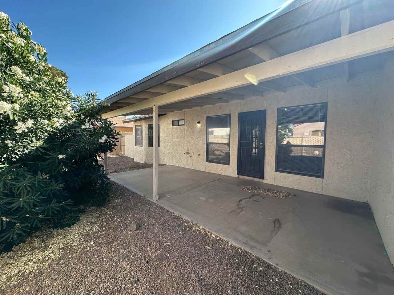 3550 N Verdugo Rd - Photo 2 of 40
