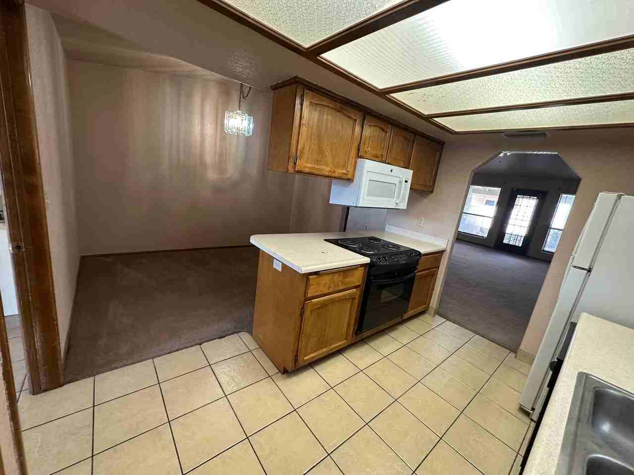 3550 N Verdugo Rd - Photo 6 of 40