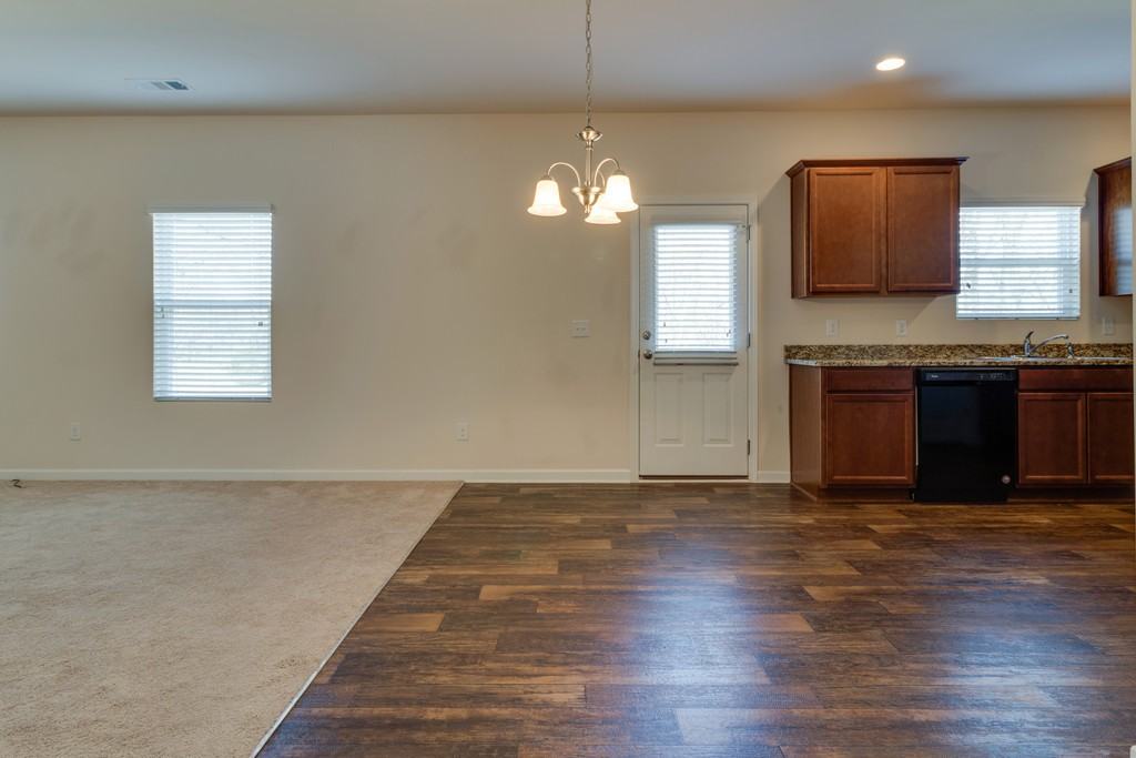 2225 Bee Hive Dr - Photo 7 of 37