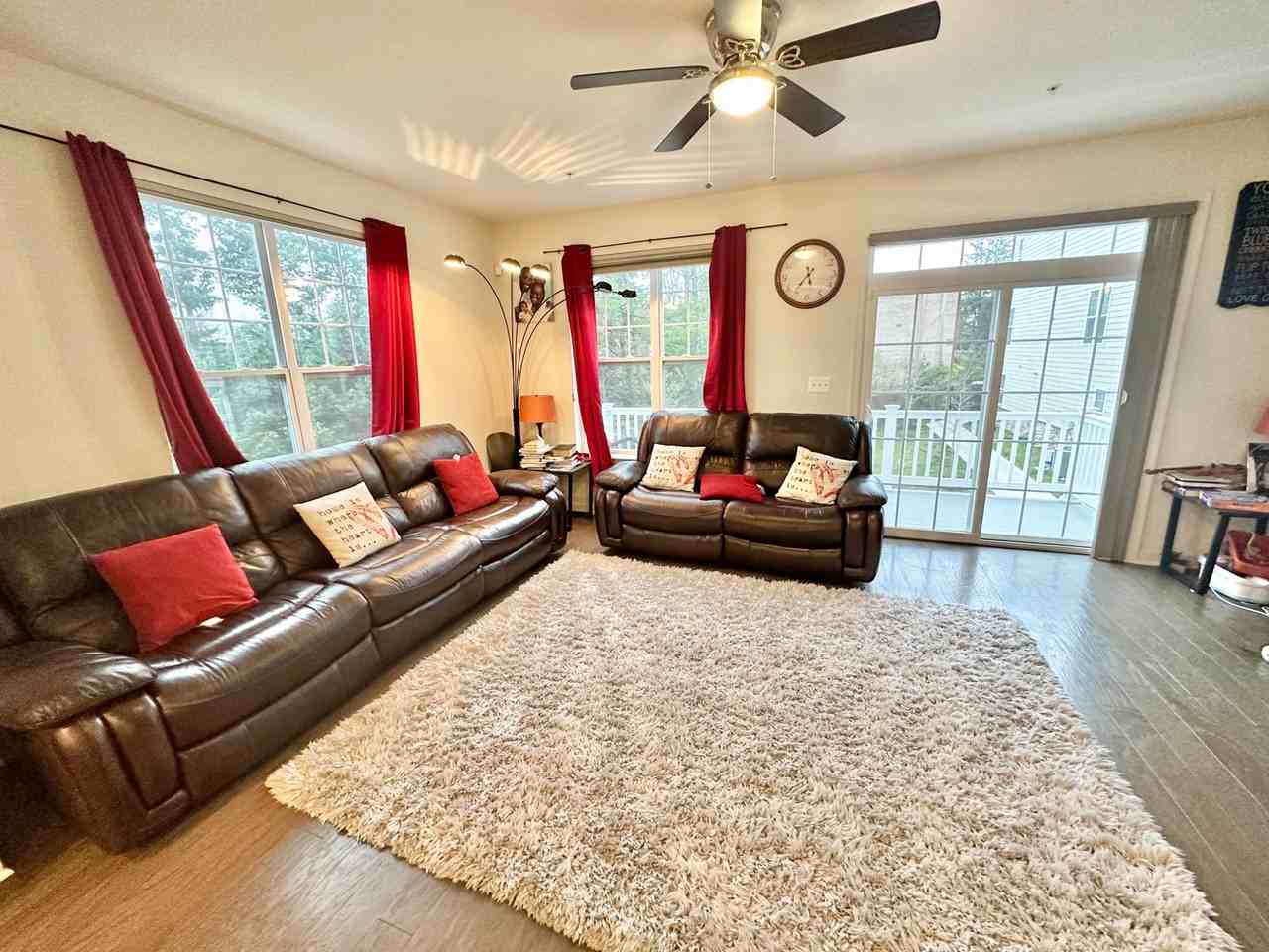 9914 Wood Edge Way - Photo 2 of 26