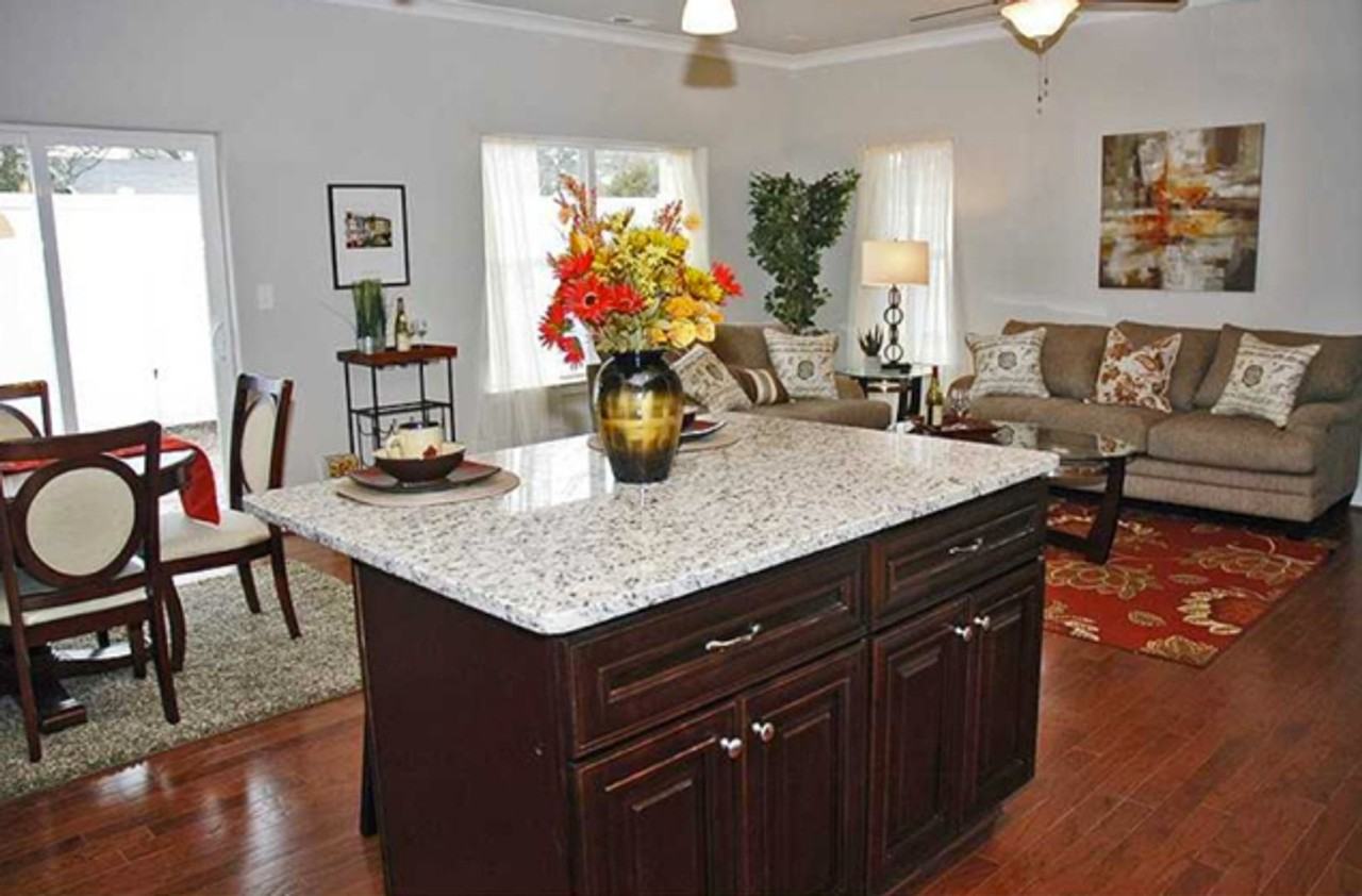 241 Floridays Way - Photo 5 of 19