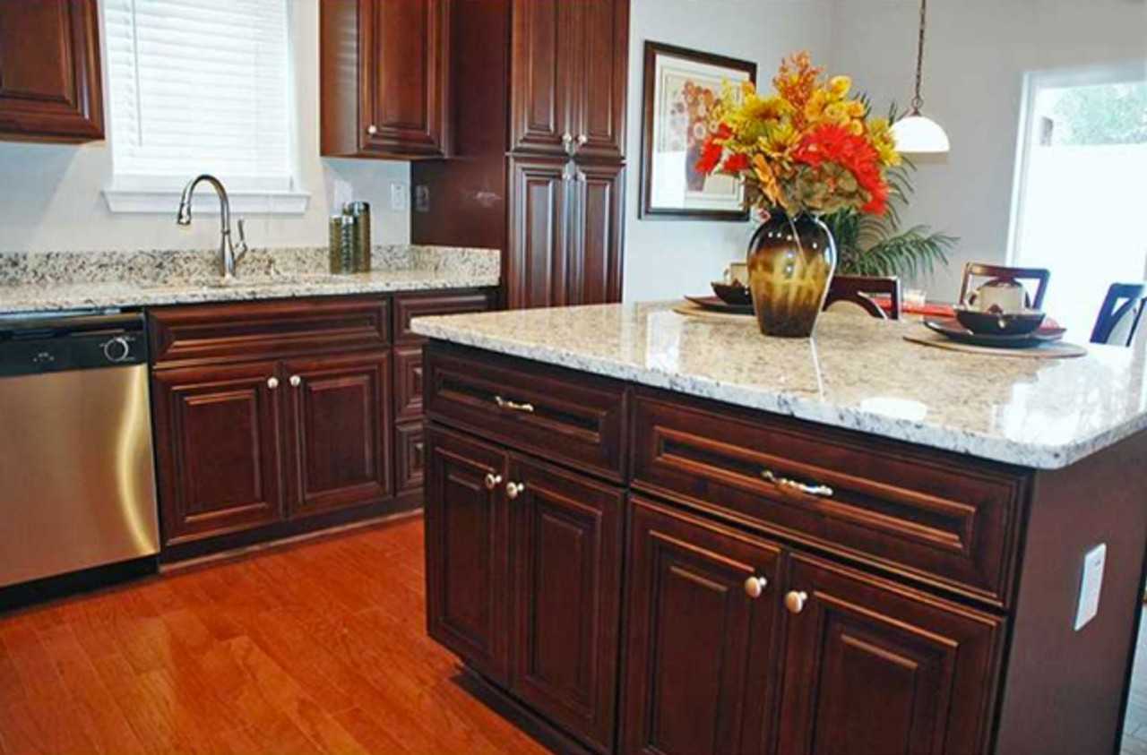 241 Floridays Way - Photo 6 of 19